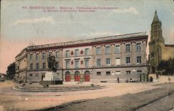 VINTAGE POSTCARD Montauban Stock Exchange Bankruptcy court and museum of natural history