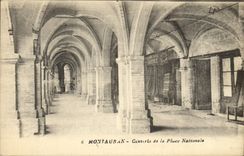 VINTAGE POSTCARD Montauban Covered with the National Place