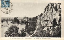 VINTAGE POSTCARD Environs of Pares Rochefort the rocks on the edges of Doubs