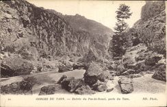 VINTAGE POSTCARD Gorges of the Tarn Entree of the Step Concern Beads Of the Tarn