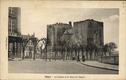 VINTAGE POSTCARD Niort the Keep And the Place Of the Keep