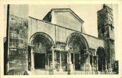 POSTAL de la VENDIMIA alrededor de Nimes santa Gil la catedral