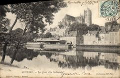 CPA Auxerre Les Quais Et La Cathedrale