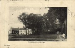 VINTAGE POSTCARD Thoiry the Place
