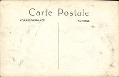 Agujeros de París de la POSTAL de la VENDIMIA después de un apuntalamiento de la tormenta de la excavación en el St Agustín del lugar