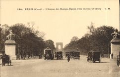 CPA Paris L'Avenue Des Champs Elysees Et Les Chevaux De Marly