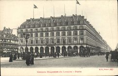VINTAGE POSTCARD Department stores Of Louvre Paris