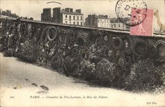 VINTAGE POSTCARD Paris Cemetery Of the Lacbaise Father the Wall Of the Federate ones