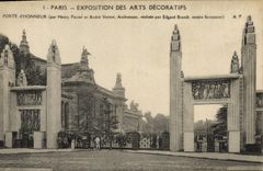 VINTAGE POSTCARD Paris International exhibition Of Decorative Arts Carries Honor