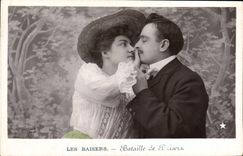 CPA Fantaisie Femme Les baisers