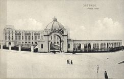 VINTAGE POSTCARD Ostend De luxe hotel Hotel