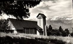 CPM Le Fayet Eglise Notre Dame des Alpes Vue generale avec la chaine des Alpes