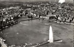 CPM Geneve Vue Aerienne Du Jet D'Eau La Rade Et La Ville