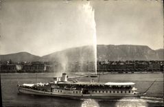 MODERN CARD Geneva the Boat Geneva Living room And the Water Jet
