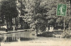 POSTAL Vittel de la VENDIMIA en el parque el lago
