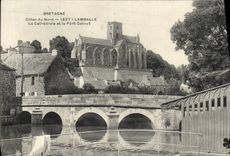 CPA Lamballe la cathedrale et le pont Calmet 