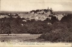 CPA Lamballe Vue generale prise du moulin rouge