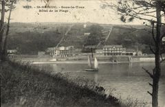 CPA Saint Brieuc Sous la Tour Hotel de la Plage