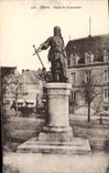 CPA Dinan Statue de Beaumanoir
