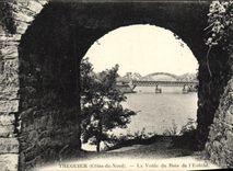CPA Treguier La Voute du Bois de L'Eveche