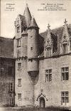 CPA Quintin Manoir de Crenan M le baron Grivel Details de la grande tourelle