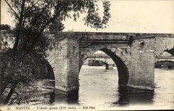 CPA Mantes L'Arche Ogivale 