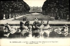 CPA Versailles Le Parc Le Bassin du char d'Apollon et le Tapis vert