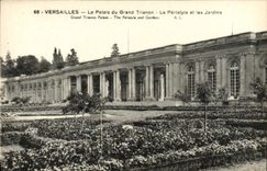 CPA Versailles Le Palais du Grand Trianon Le Peristyle et les Jardins