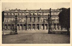 CPA Nancy Le Palais du Gouvernement Vu de La Place Carriere