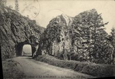 CPA Environs de la Schlucht Le Tunnel 