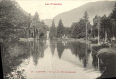 VINTAGE POSTCARD Luchon the Lake Of the Establishment