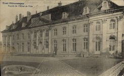 VINTAGE POSTCARD Picturesque Toul Frontage Of the Town hall