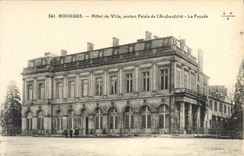 Paladar viejo del ayuntamiento de Bourges de la POSTAL de la VENDIMIA del palacio del arzobispo el ataque frontal