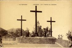 CPA Les Pyrenees Lourdes 13eme Station Du Calvaire
