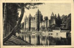 CPA Josselin Le Chateau Sur les Bords de L'Oust