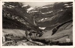 MODERN CARD Gavarnie the Thatched cottage and the circus