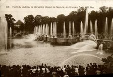CPA Parc Du Chateau De Versailles Bassin De Neptune Les Garndes