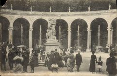 CPA Parc De Versailles Les Colonnades