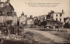 VINTAGE POSTCARD Rheims In the Ruins After the Retirement Of the Germans Places Militaria Steps