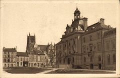 VINTAGE POSTCARD Meaux the Town hall