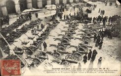 VINTAGE POSTCARD Guerre 1914 1917 Museum of the army Paris Ensemble of the trophies expose in the main courtyard Avion