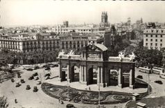 MODERN CARD Madrid Panoramica of Perta de Alcala