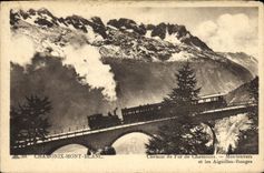 CPA Chamonix Mont Blanc Chemin de Fer Montenvers et les aiguilles rouges Train