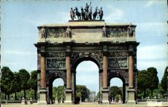 CPM Paris Le Carrousel