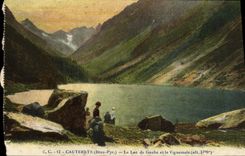 CPA Cauterets Le lac de Gaube et le Vignemale