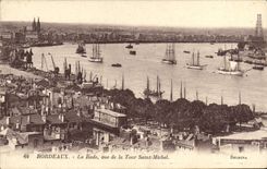 VINTAGE POSTCARD Bordeaux Roads Seen Of the Tower Saint Michel Boats