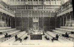 VINTAGE POSTCARD London The House Off Commons