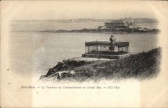 CPA Saint Malo Le tombeau De Chateaubriand Du Grand Bey