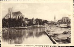 CPA Auxerre La Cathedrale L'Eglise Saint Germain Et La Passerelle