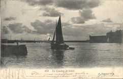 CPA Un Coucher de Soleil Bateau de peche 